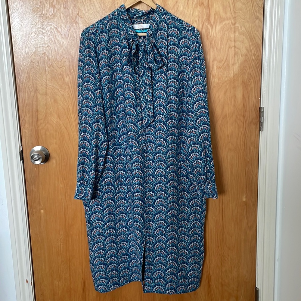 New without tags Boden Icons midi dress Silk blend gorgeous colors neck bow tie